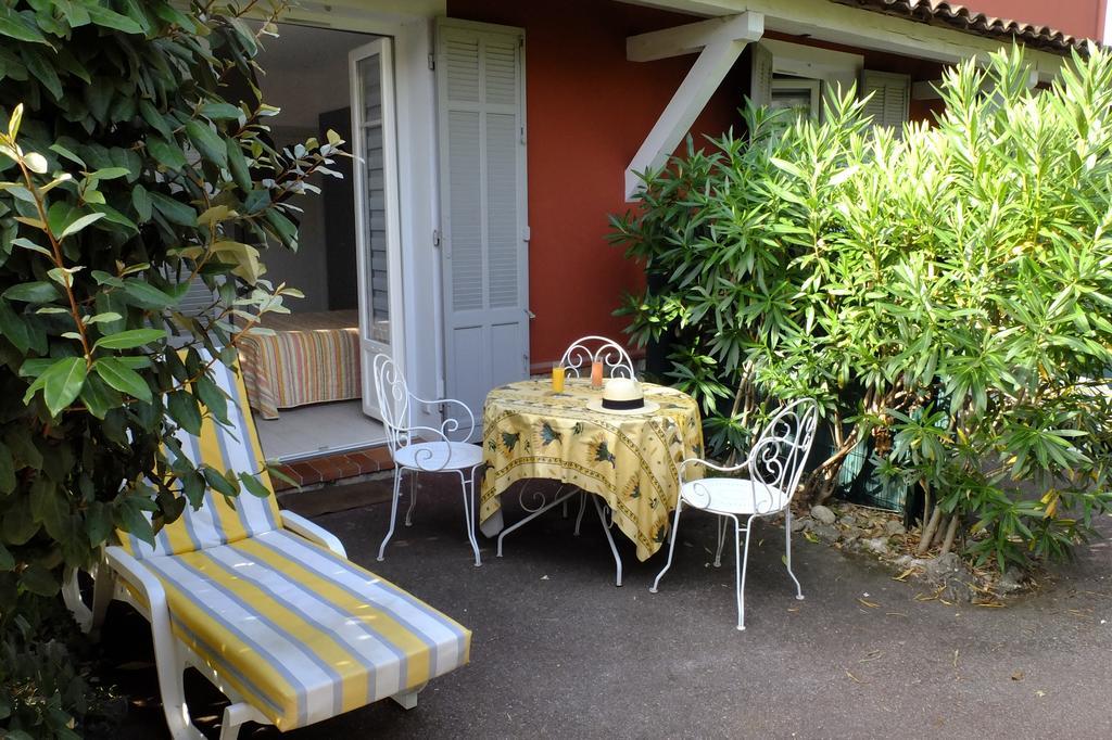 Hotel Du Bosquet Pégomas Exteriör bild